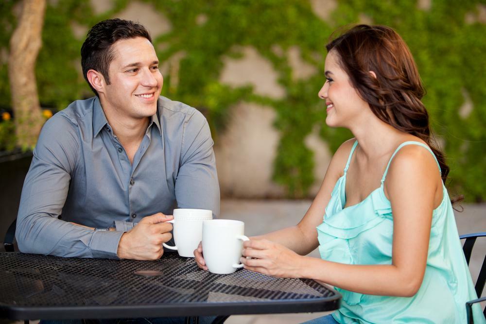 6 Things to Never Talk About on a First Date